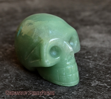Hexenshop Dark Phönix Kristall Schädel "Conall" aus Jade